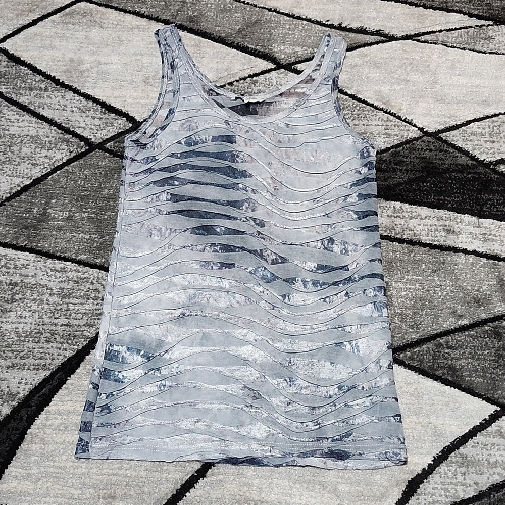 BKE GRAY SHEER RUFFLE TEXTURED TANK TOP